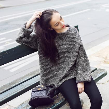 Grey Crew Neck Knitted Sweater Featuring Long Bat..